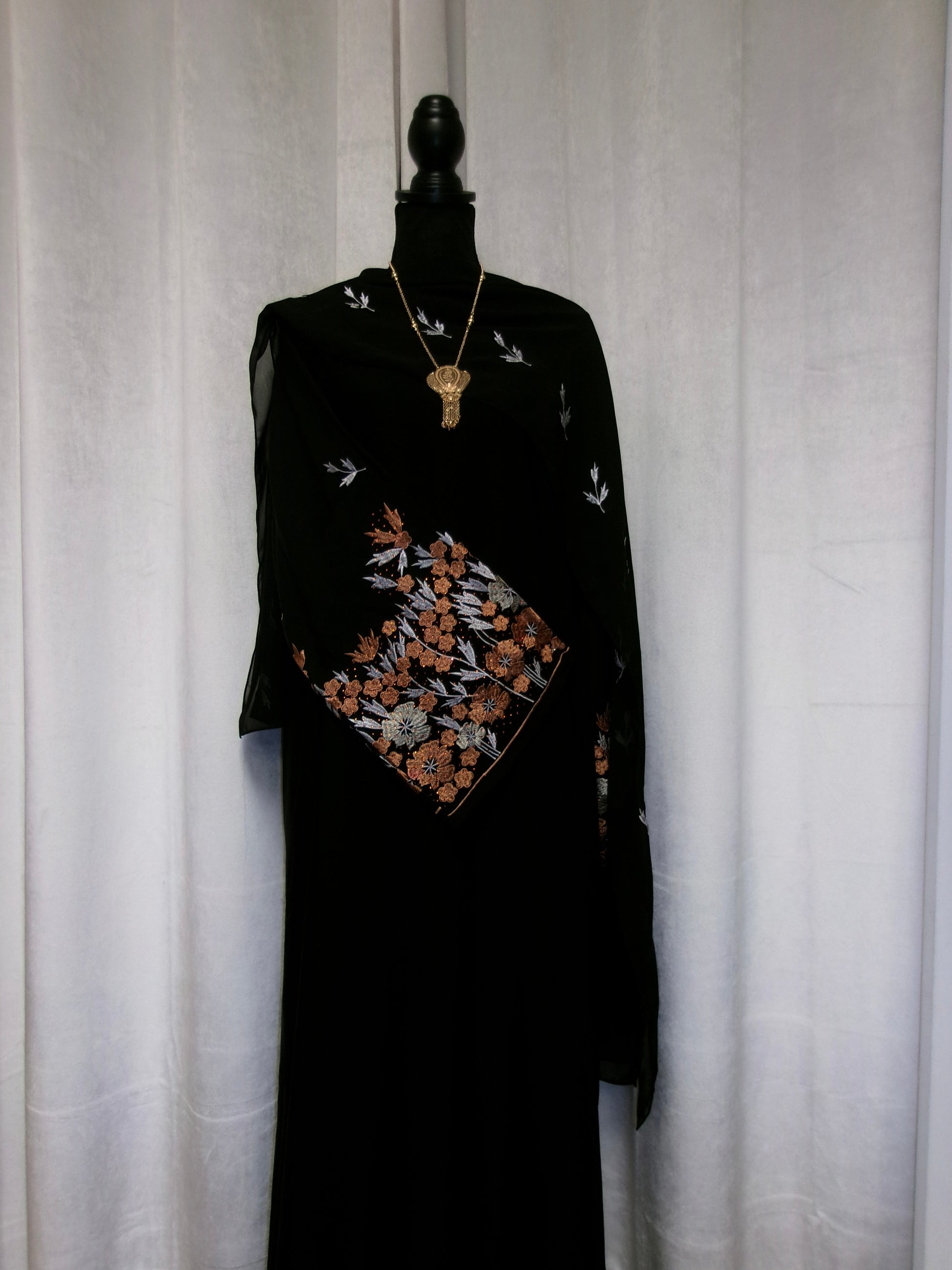 Amber Fall abaya
