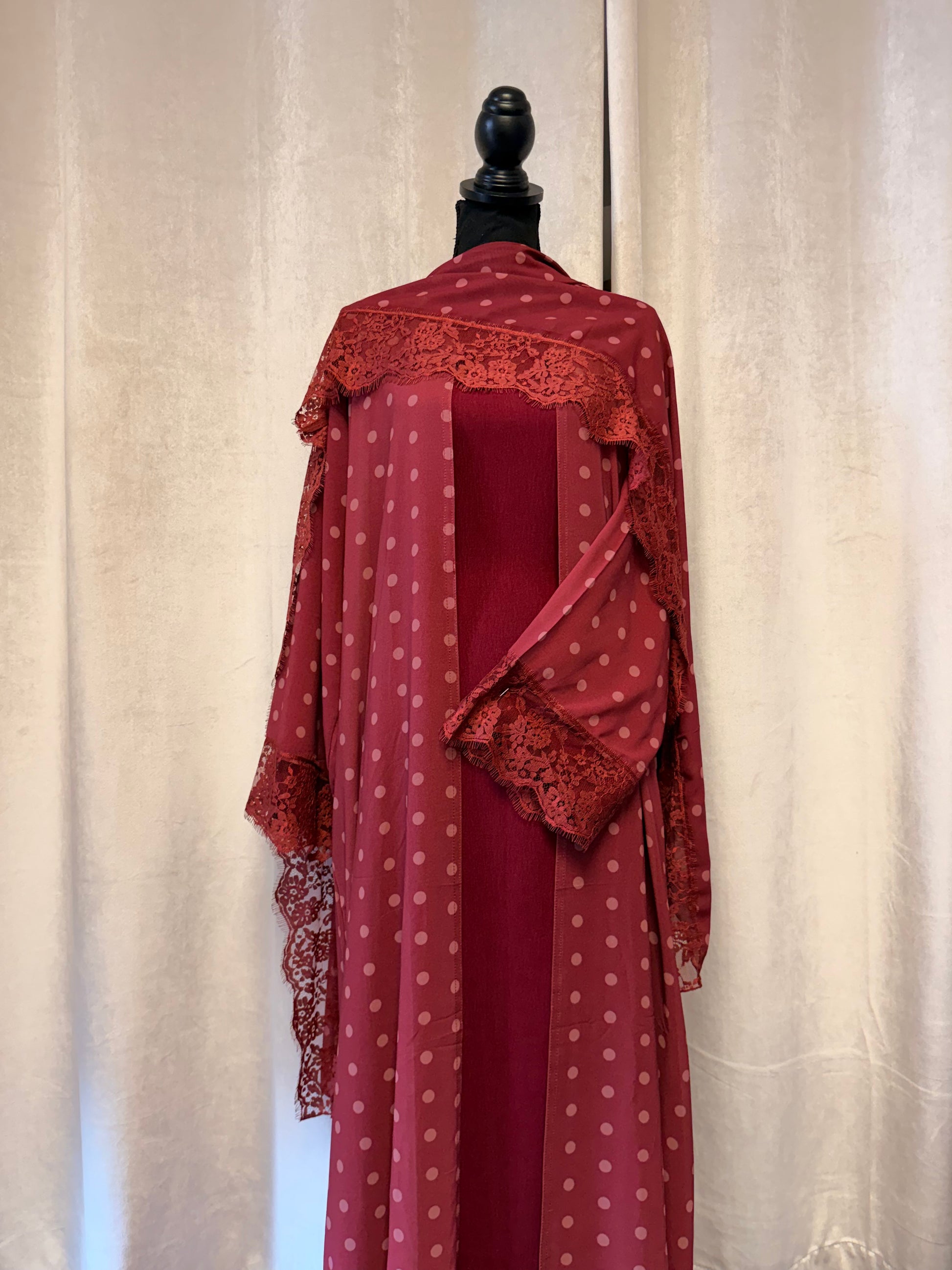 Classic Polka Dot (open)
