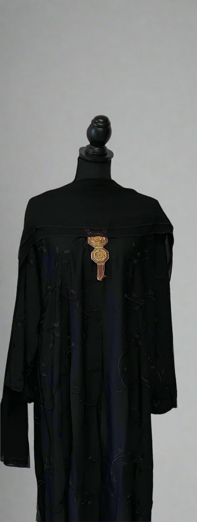 beige and black vine abaya