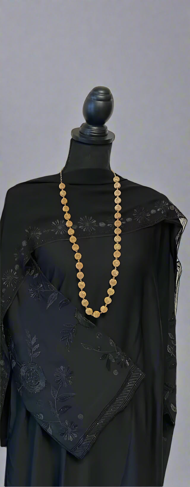 sleeve embroidered abaya