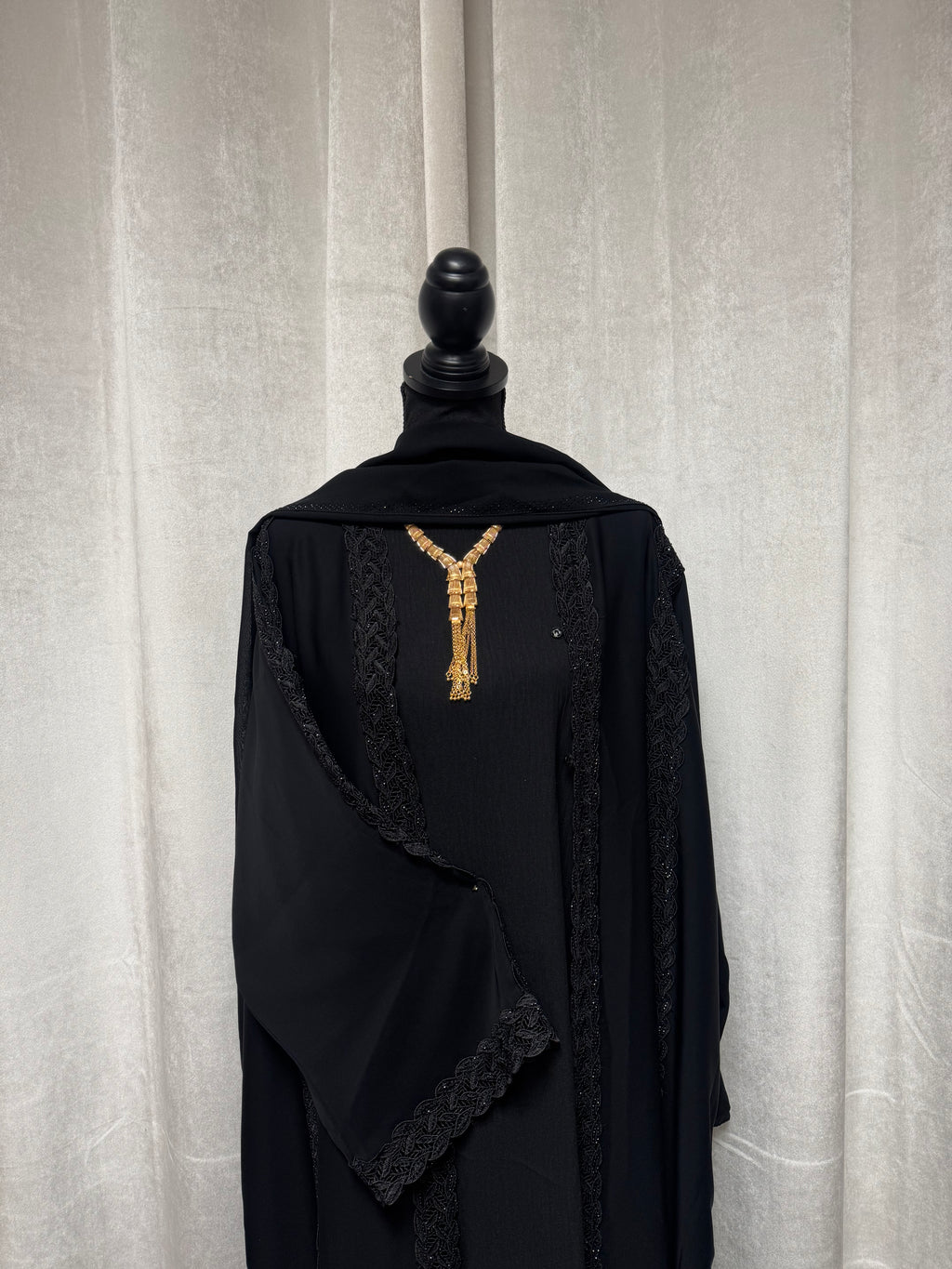 Lace Panel Abaya(open)