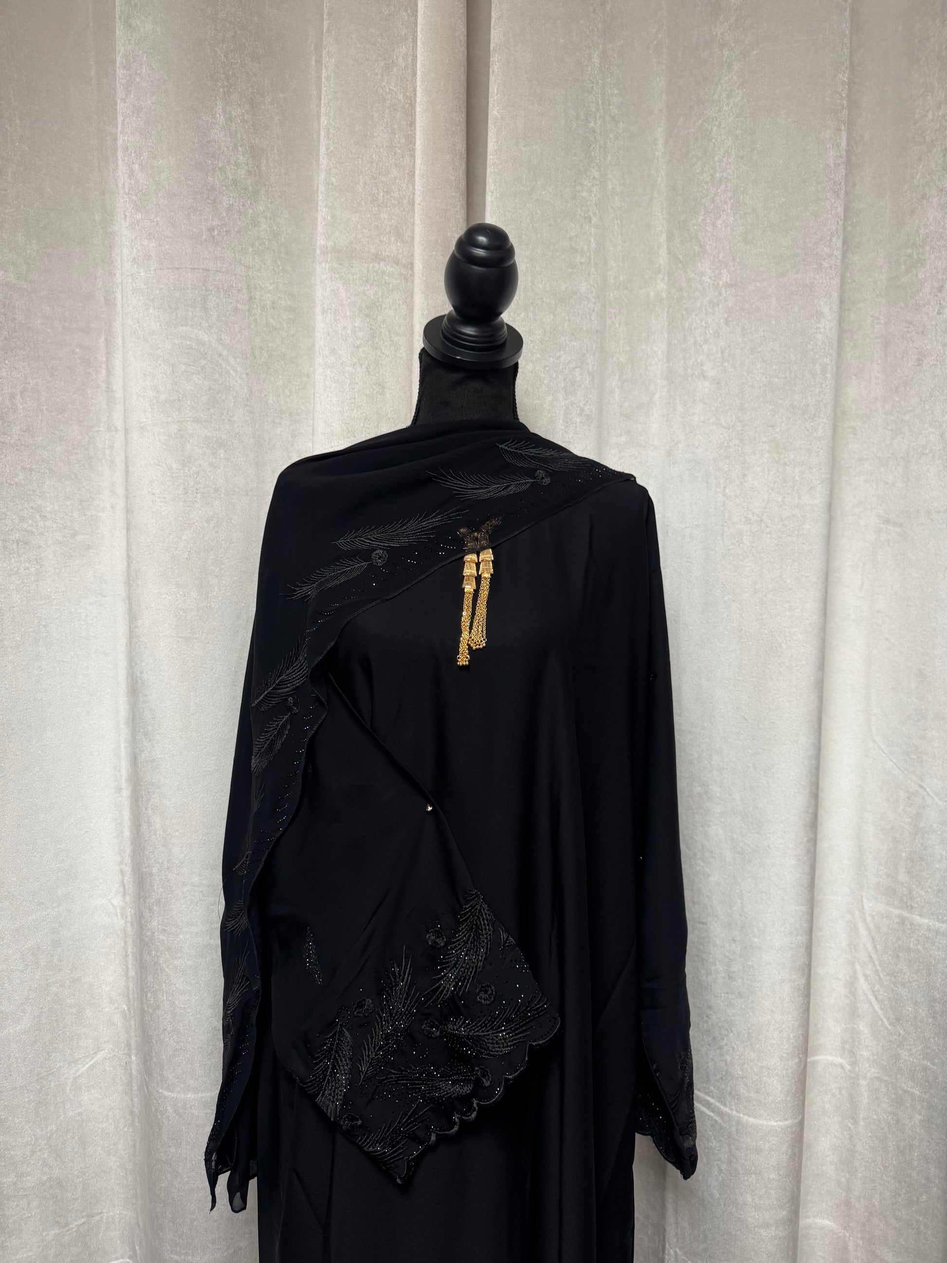 Feather stitch abaya